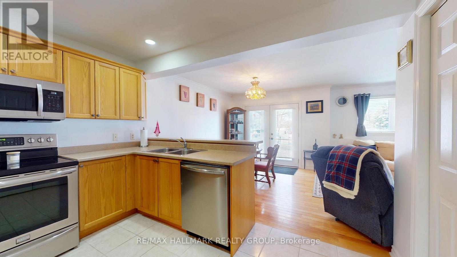 1102 - 237 Oak Street W, Gananoque, Ontario  K7G 2R5 - Photo 15 - X13584378