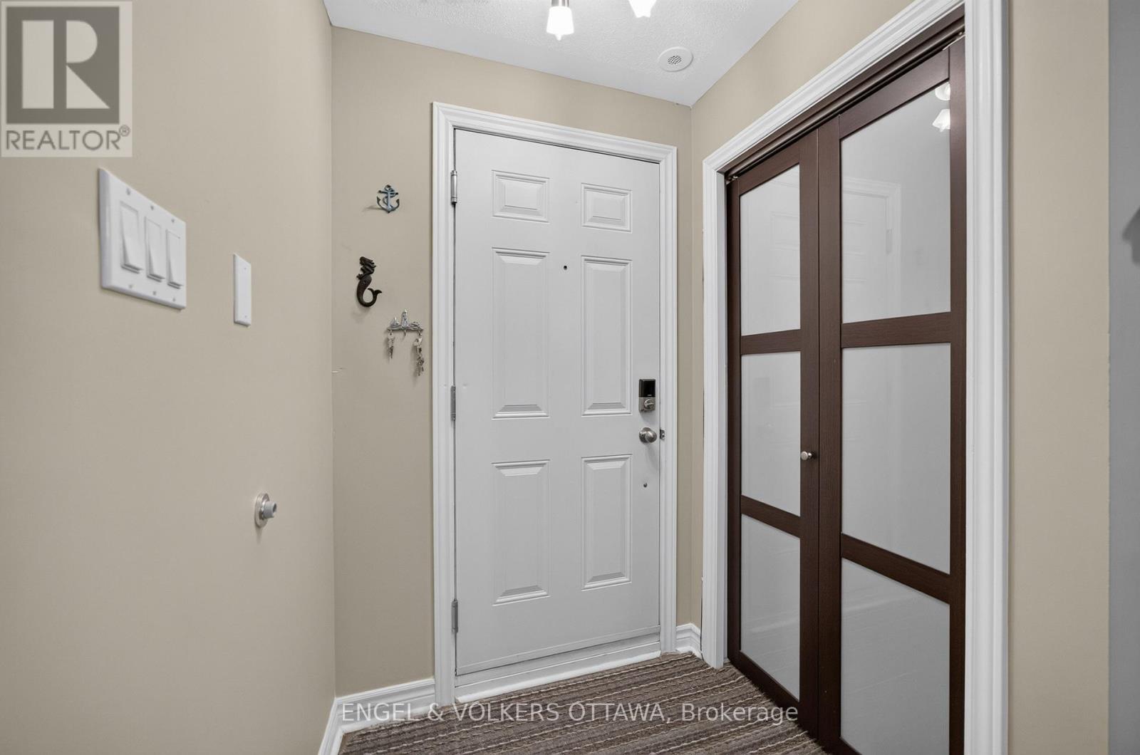 4 - 165 Waterbridge Drive, Ottawa, Ontario  K2G 7G3 - Photo 3 - X13584530