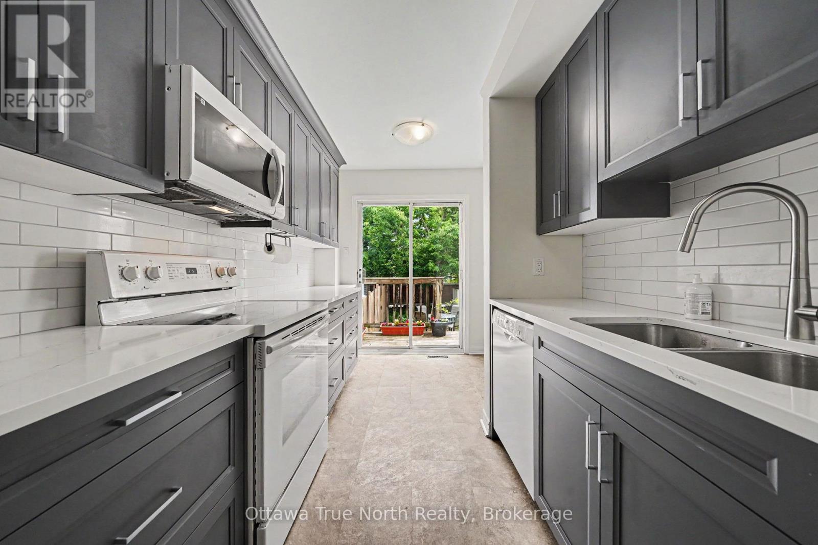 78 Redpath Drive, Ottawa, Ontario  K2G 6E3 - Photo 6 - X13584864
