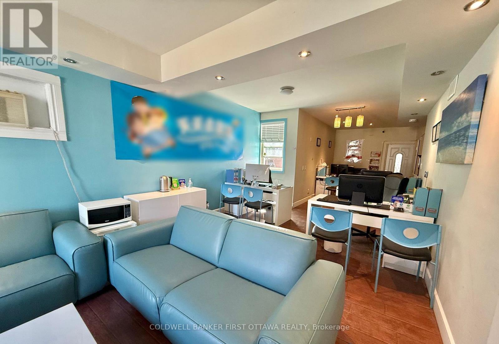 880 Somerset Street W, Ottawa, Ontario  K1R 6R7 - Photo 4 - X13585102