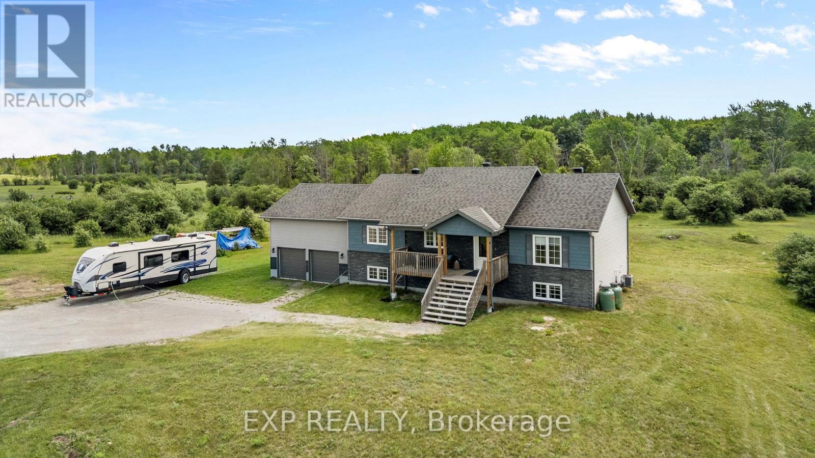 4153 Roger Stevens Drive, Montague, Ontario  K7A 4S6 - Photo 4 - X13585304
