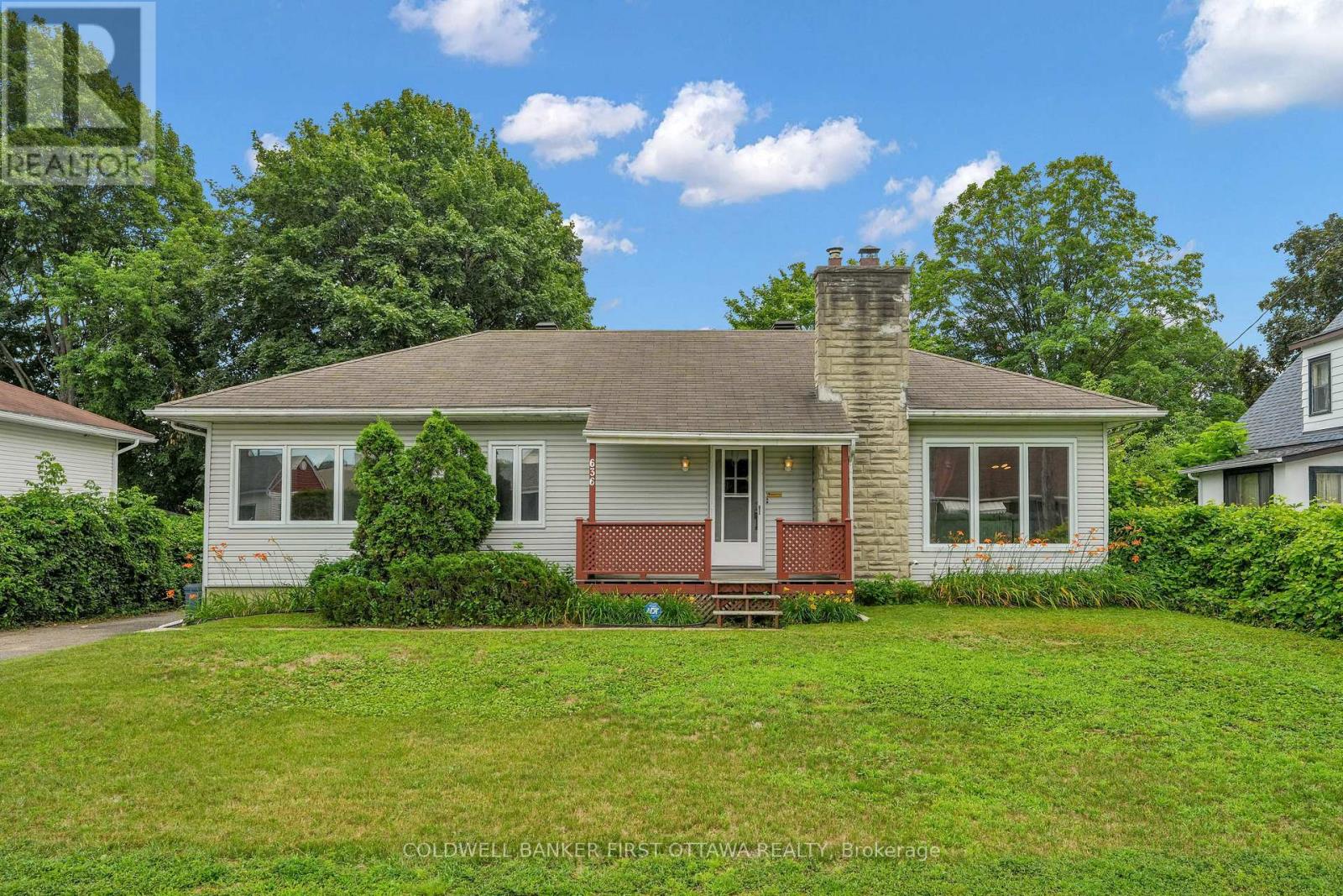 636 Malartic Avenue, Ottawa, Ontario  K1K 0X3 - Photo 1 - X13585596