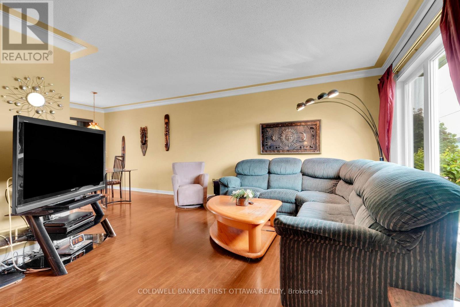 636 Malartic Avenue, Ottawa, Ontario  K1K 0X3 - Photo 6 - X13585596