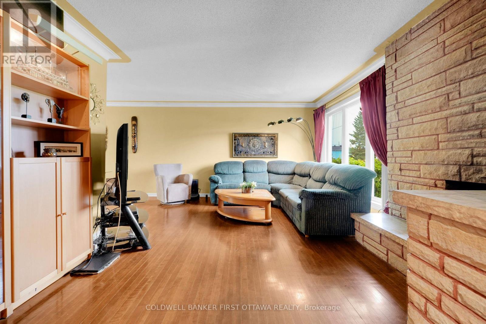 636 Malartic Avenue, Ottawa, Ontario  K1K 0X3 - Photo 8 - X13585596