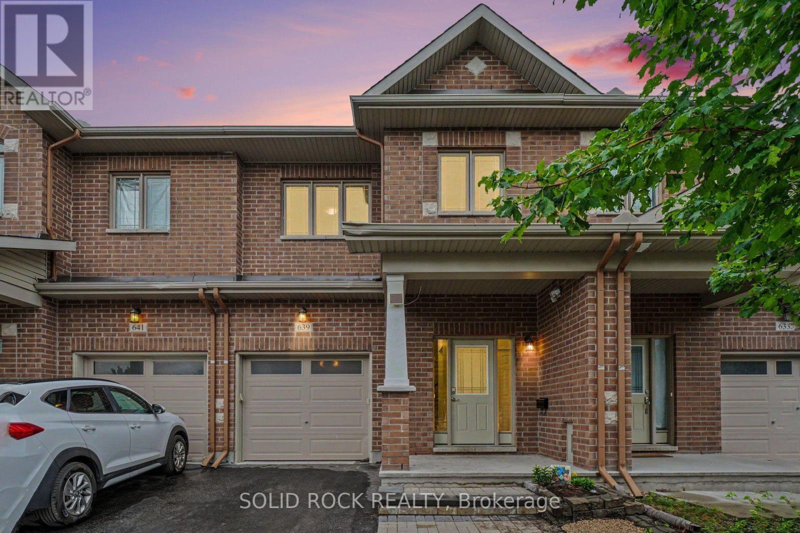 639 Via Campanale Avenue, Ottawa, Ontario  K2J 4A2 - Photo 1 - X13586198