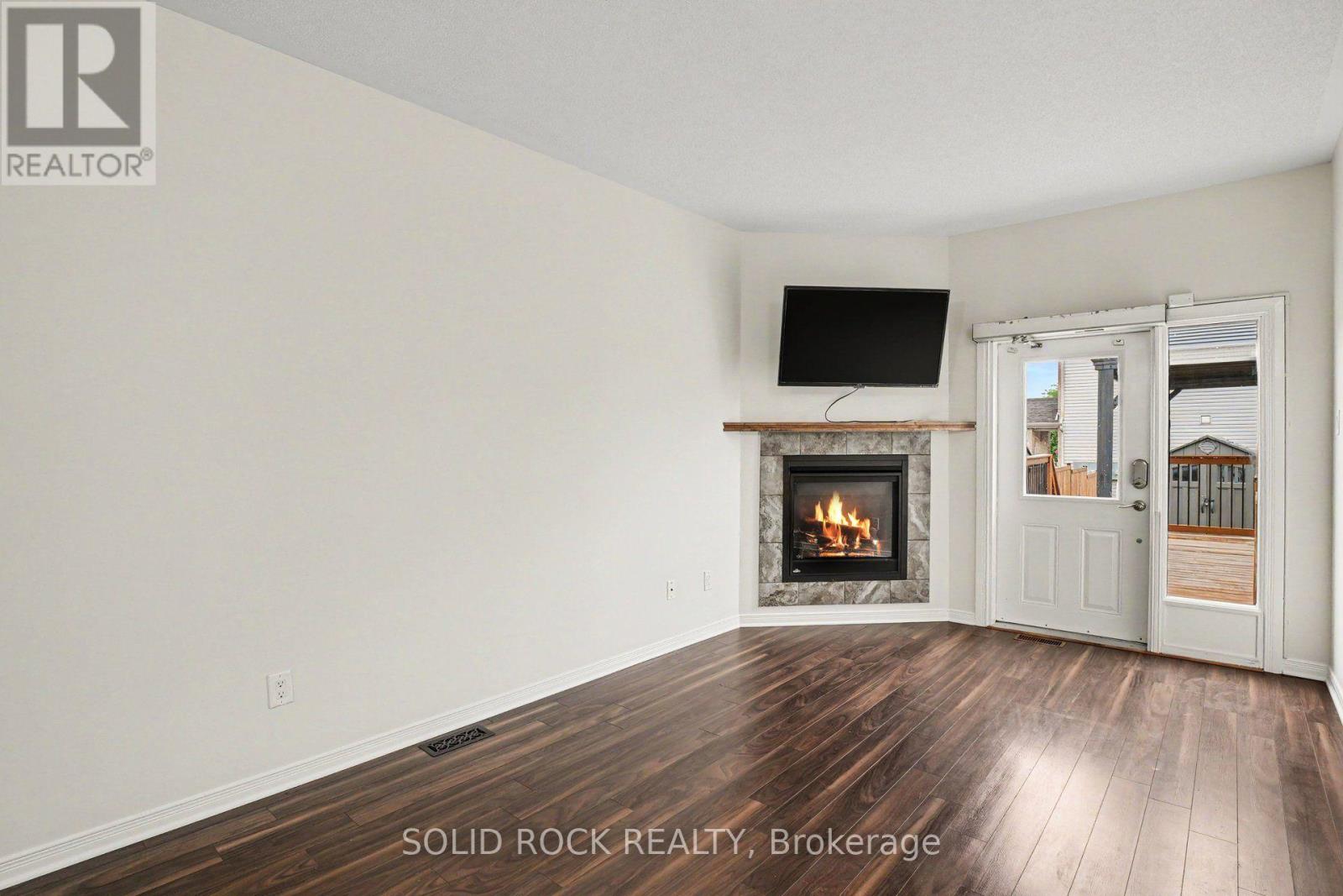 639 Via Campanale Avenue, Ottawa, Ontario  K2J 4A2 - Photo 6 - X13586198
