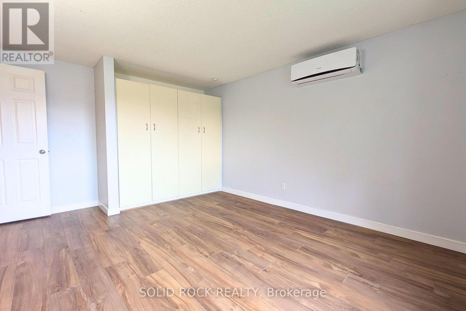 B - 29 Woodvale Green Drive, Ottawa, Ontario  K2G 4H3 - Photo 12 - X13586712