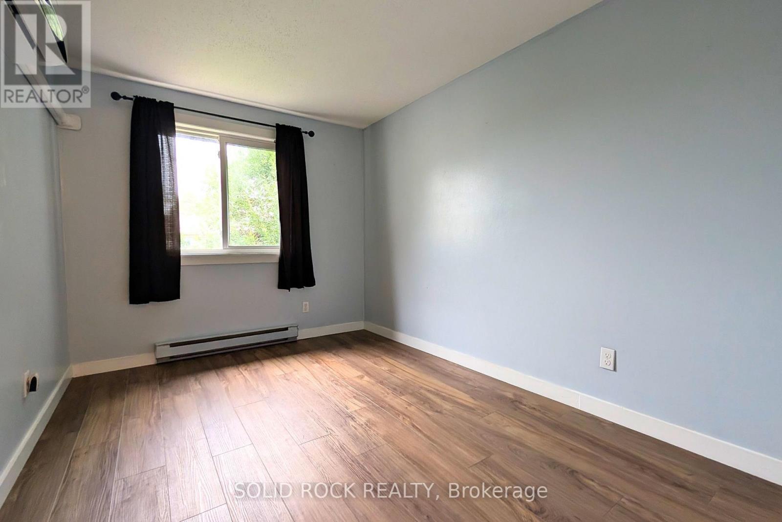 B - 29 Woodvale Green Drive, Ottawa, Ontario  K2G 4H3 - Photo 13 - X13586712