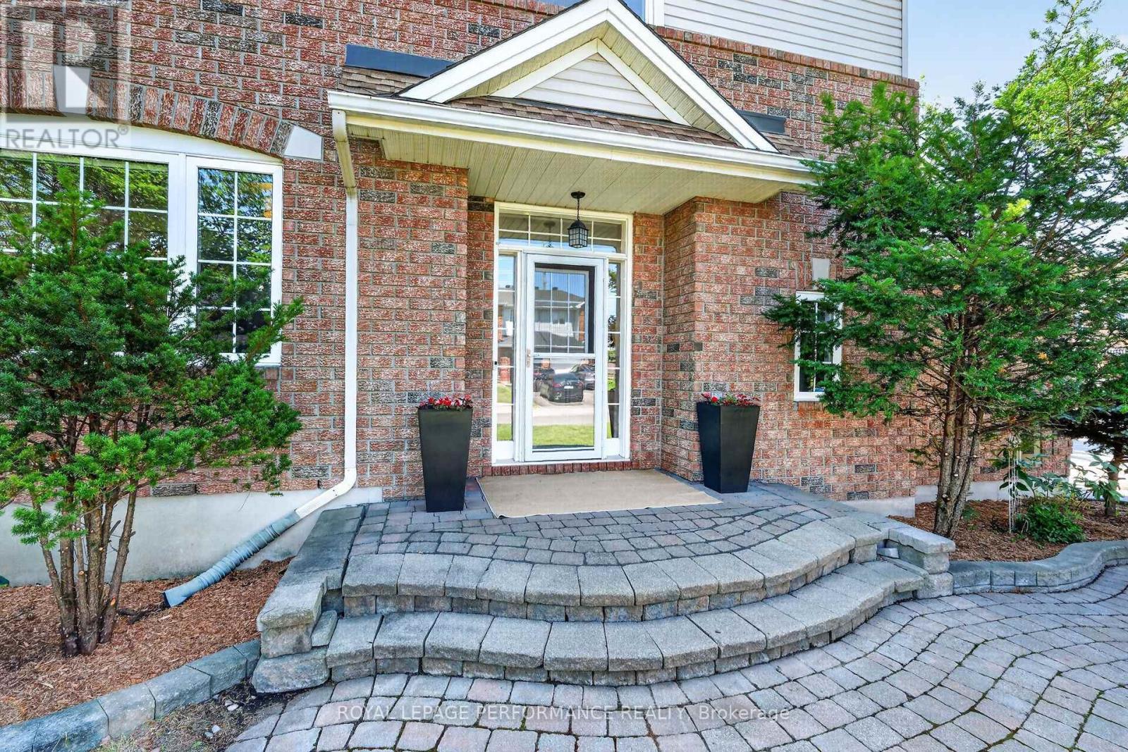 990 Lucille Way, Ottawa, Ontario  K4A 4J2 - Photo 4 - X13586790
