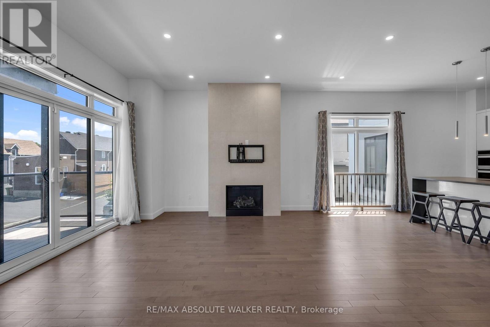 A - 10 Chapleau Avenue, Ottawa, Ontario  K1M 1E3 - Photo 11 - X13587034