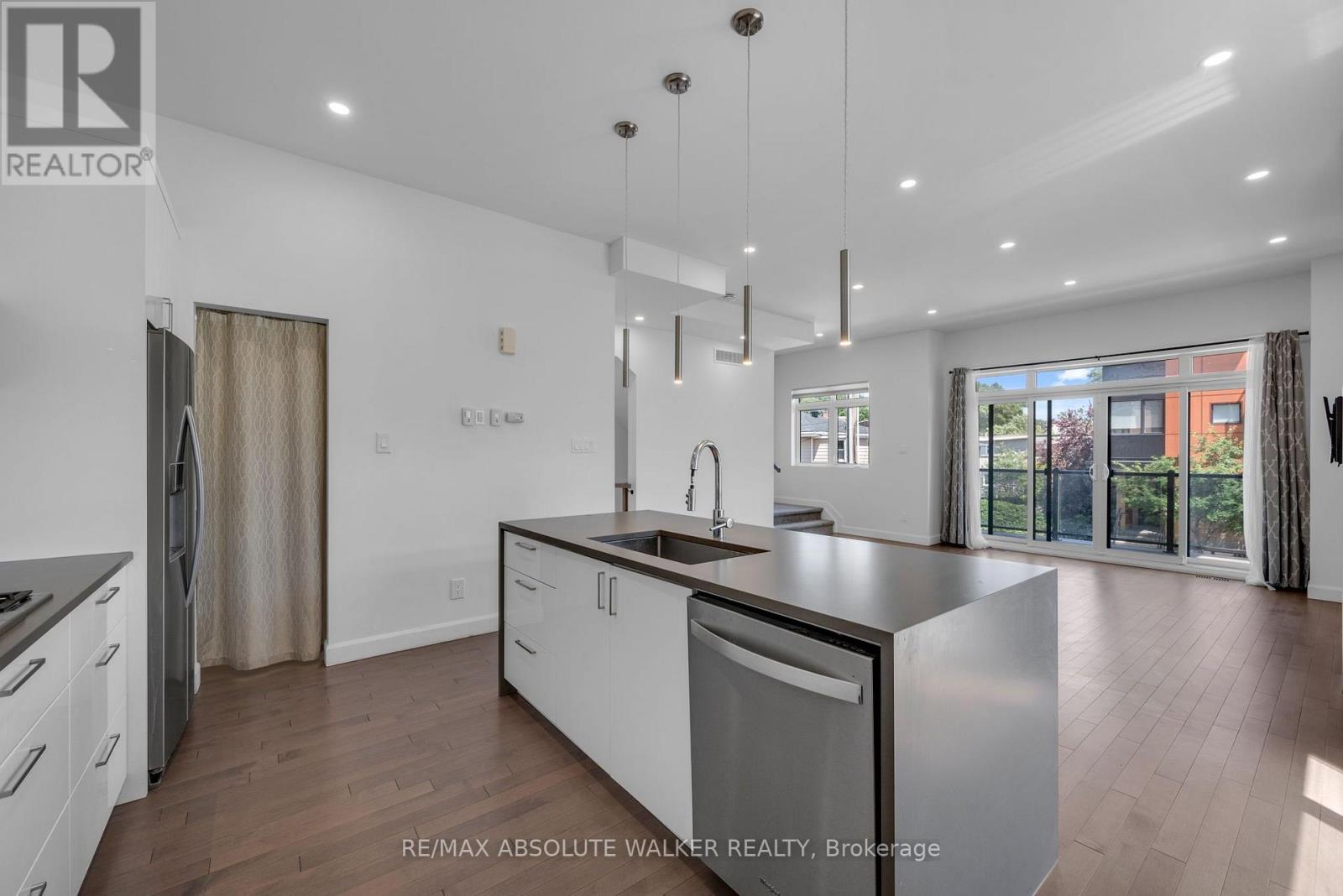 A - 10 Chapleau Avenue, Ottawa, Ontario  K1M 1E3 - Photo 18 - X13587034