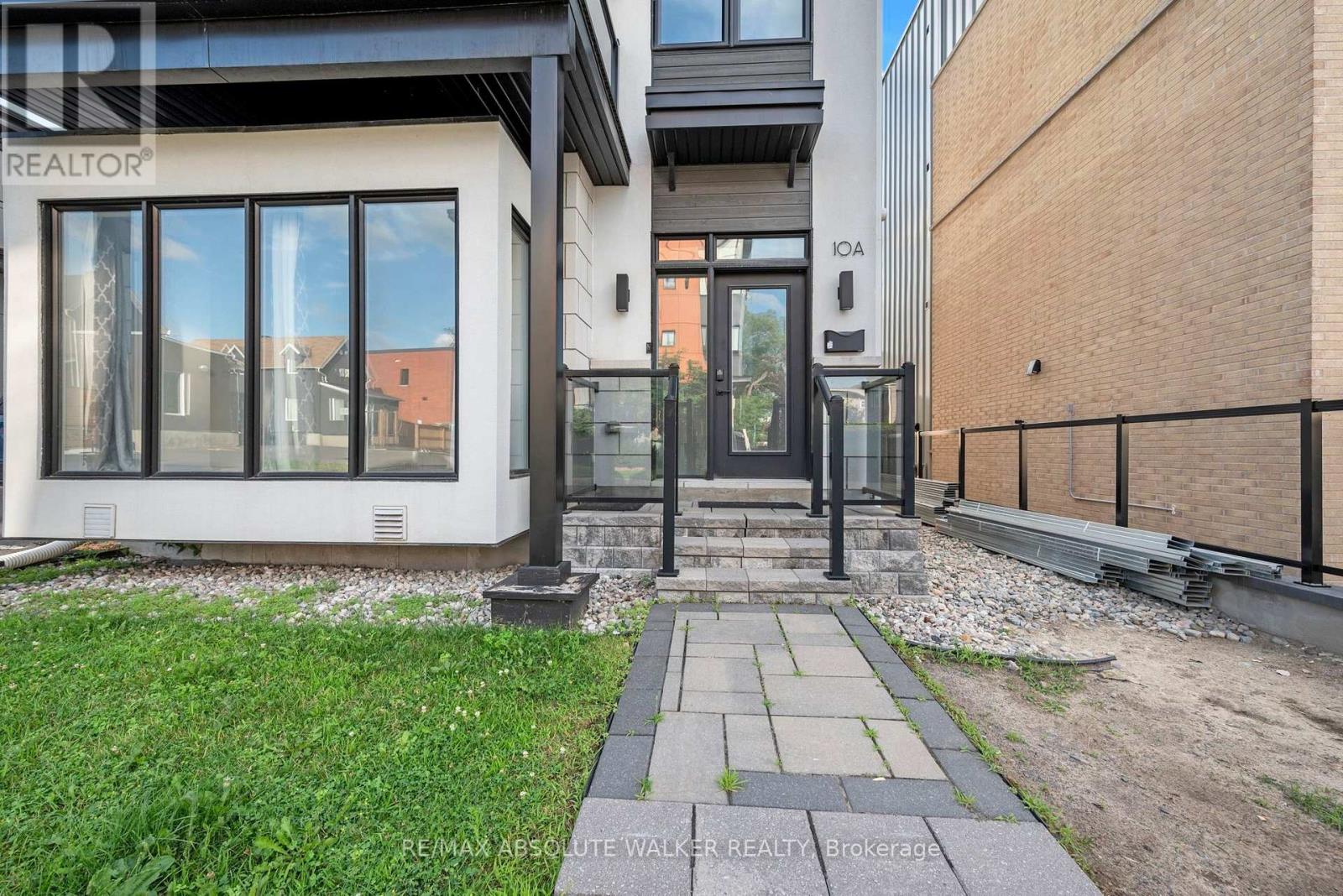 A - 10 Chapleau Avenue, Ottawa, Ontario  K1M 1E3 - Photo 3 - X13587034