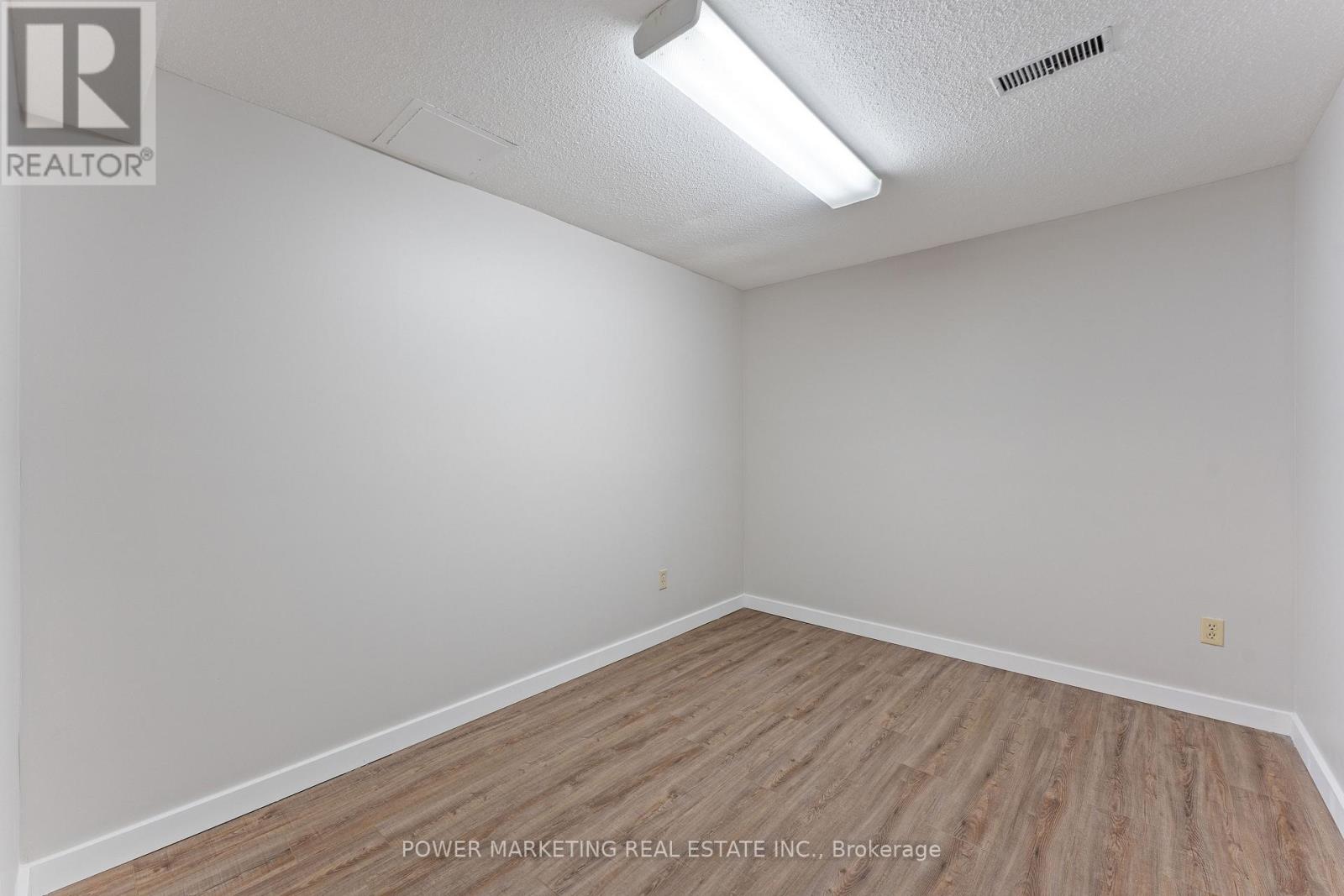 5722 Kemplane Court, Ottawa, Ontario  K1W 1B8 - Photo 30 - X13589478