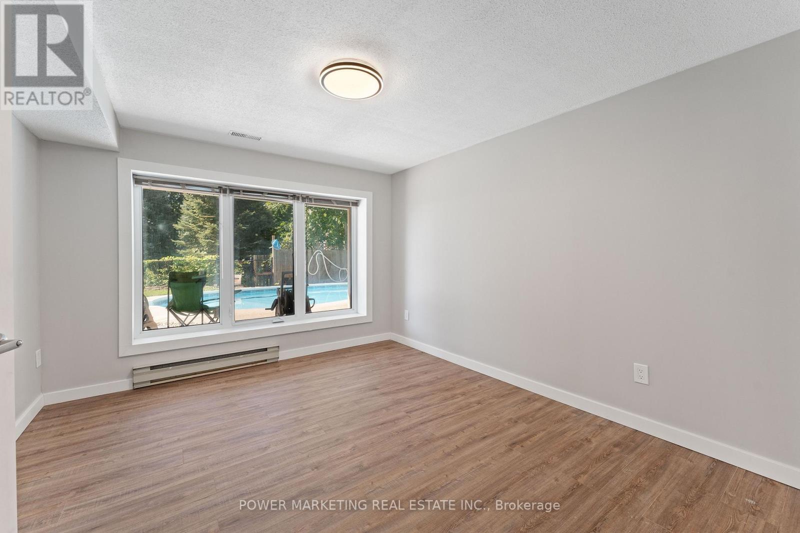 5722 Kemplane Court, Ottawa, Ontario  K1W 1B8 - Photo 32 - X13589478