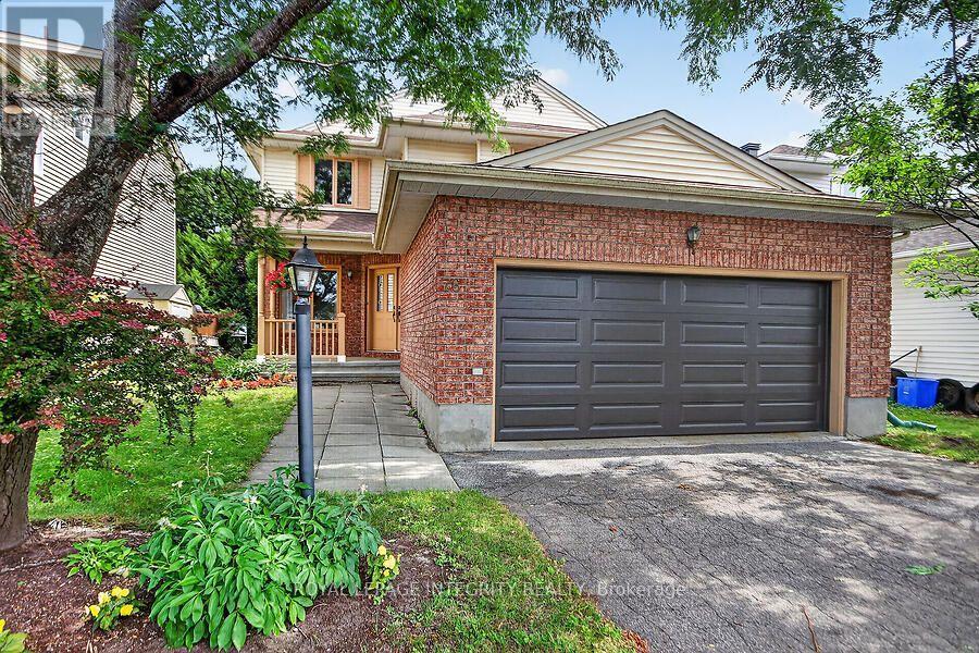 76 Saddlehorn Crescent, Ottawa, Ontario  K2M 2B1 - Photo 1 - X13589634