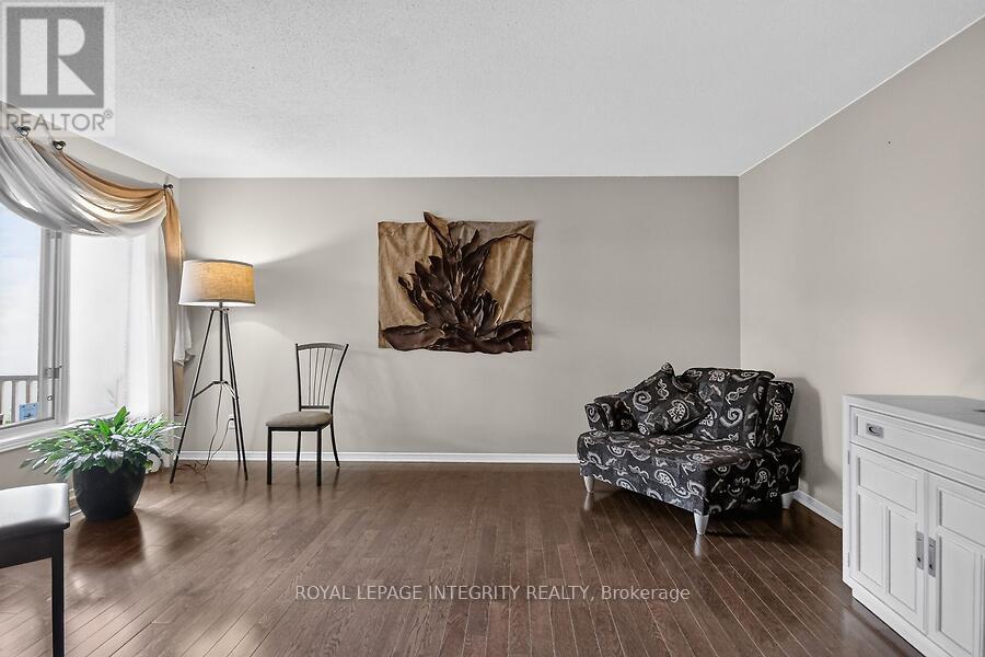 76 Saddlehorn Crescent, Ottawa, Ontario  K2M 2B1 - Photo 5 - X13589634