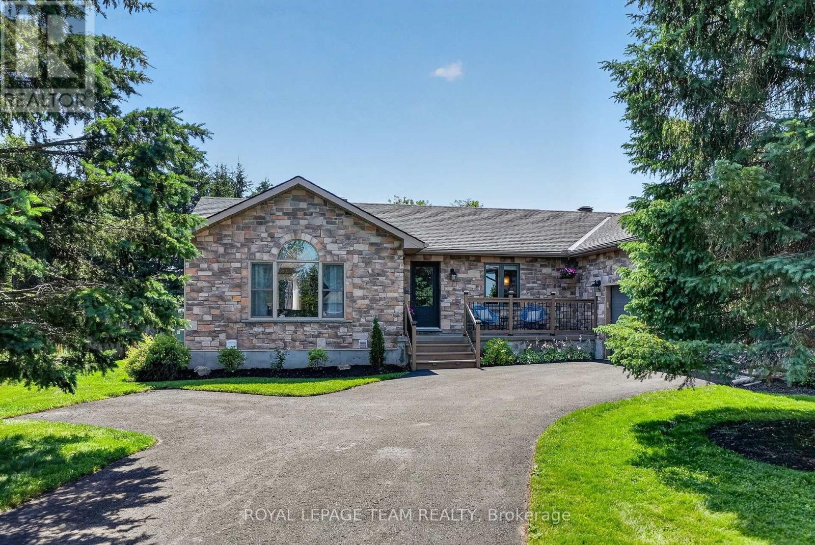 1550 Stanleyfield Crescent, Ottawa, Ontario  K4P 1M7 - Photo 2 - X13590702