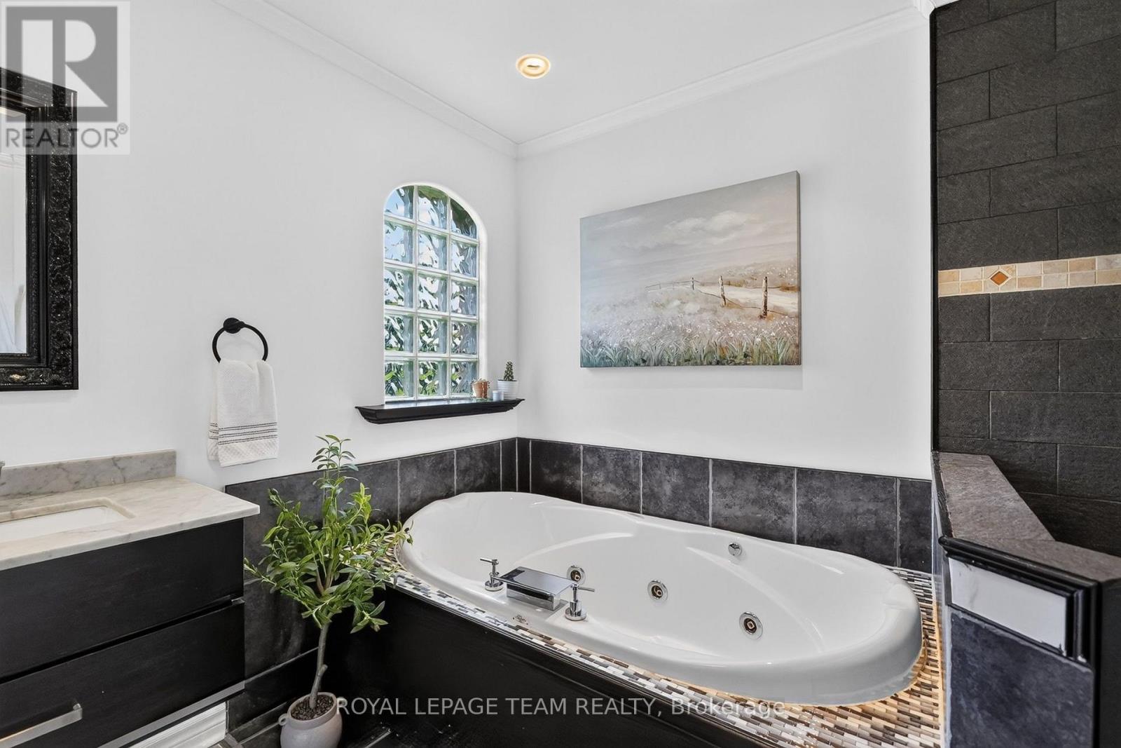 1550 Stanleyfield Crescent, Ottawa, Ontario  K4P 1M7 - Photo 28 - X13590702