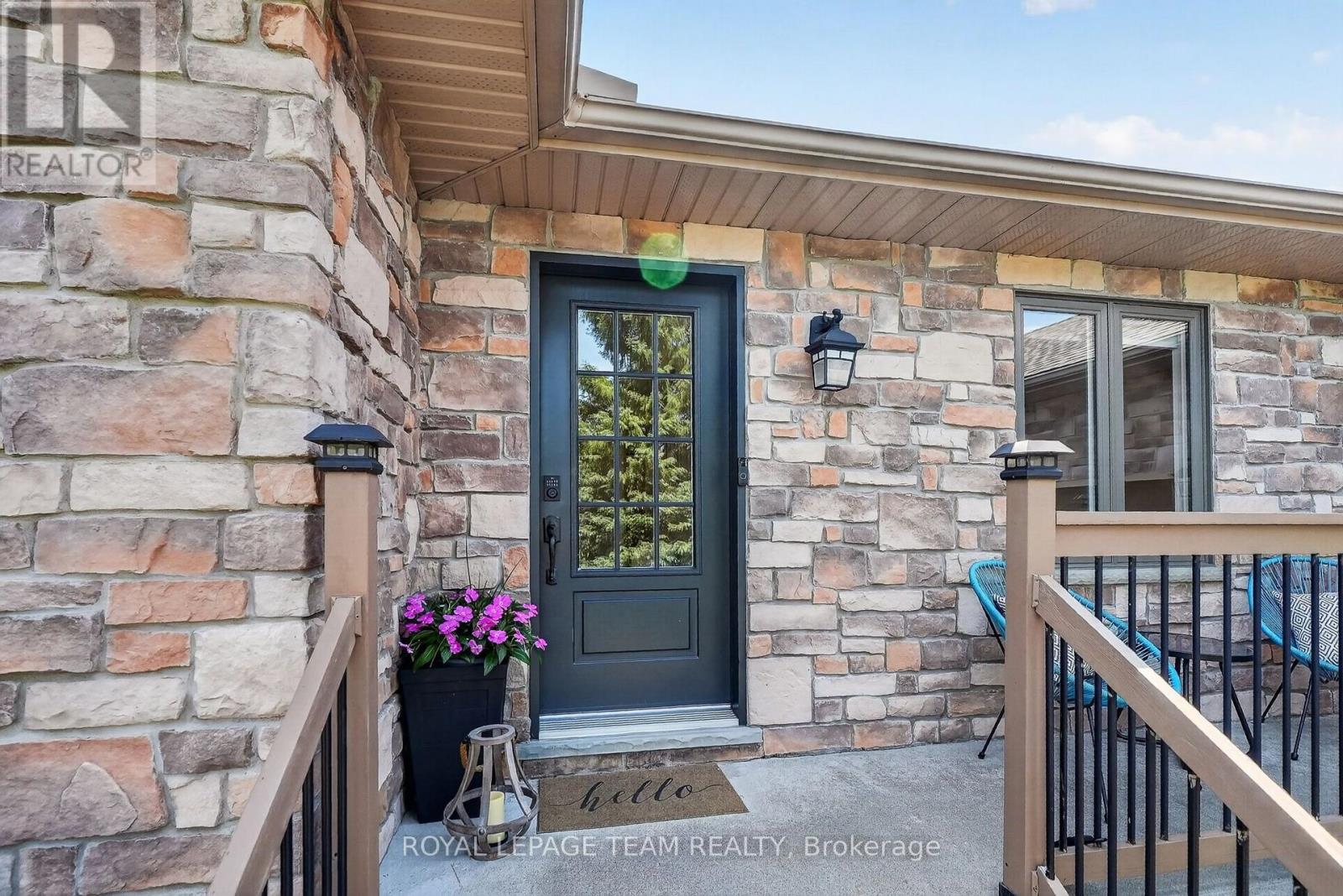1550 Stanleyfield Crescent, Ottawa, Ontario  K4P 1M7 - Photo 4 - X13590702