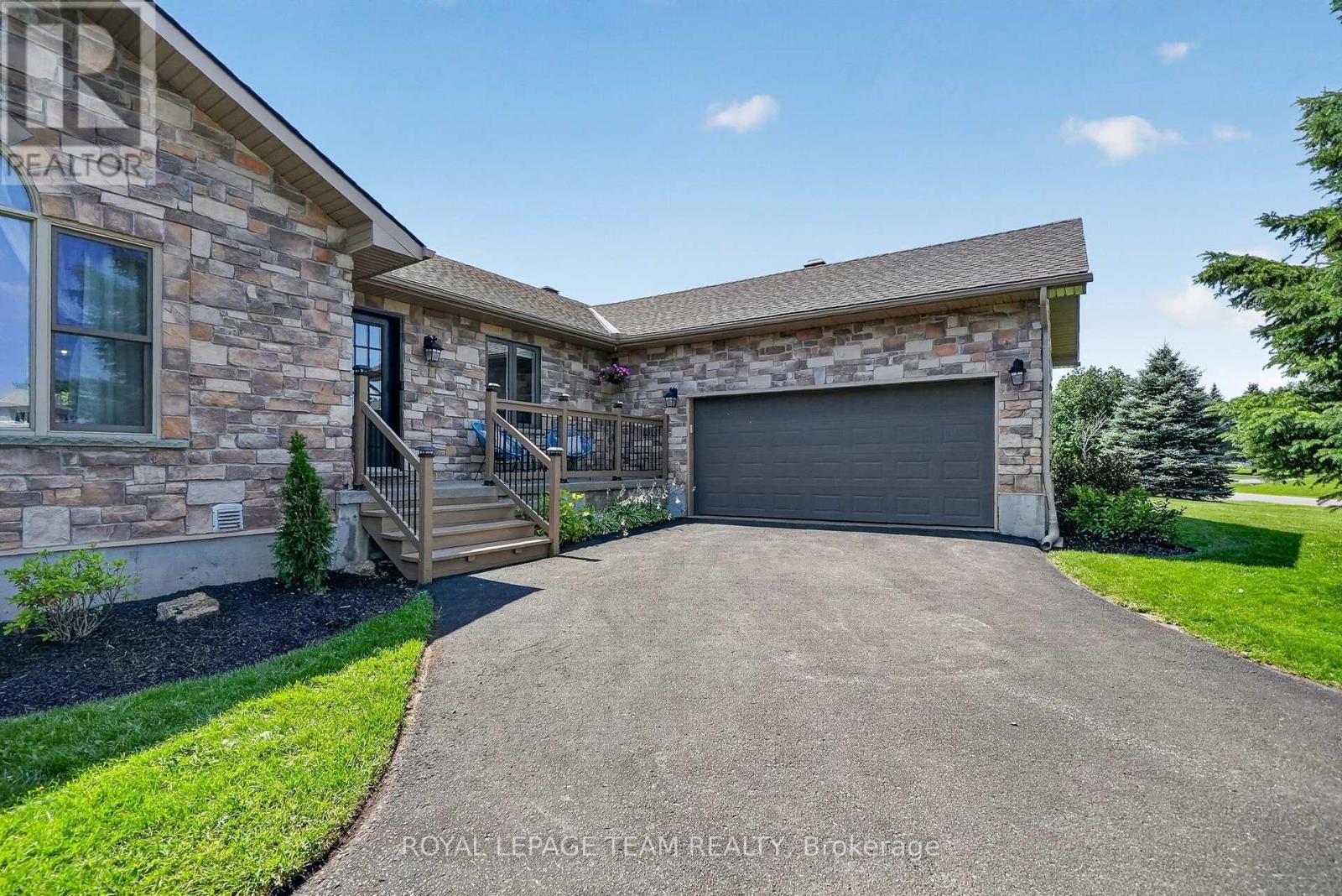 1550 Stanleyfield Crescent, Ottawa, Ontario  K4P 1M7 - Photo 5 - X13590702