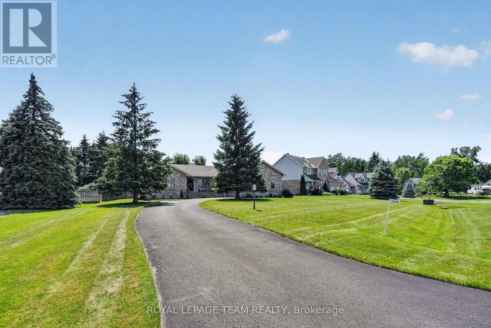1550 Stanleyfield Crescent, Ottawa, Ontario  K4P 1M7 - Photo 6 - X13590702