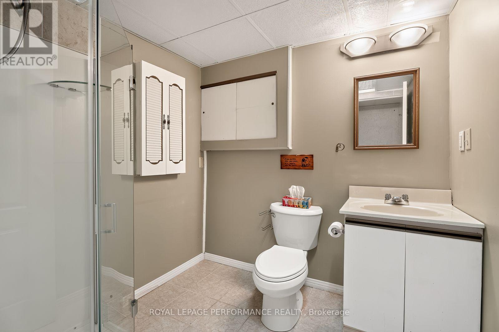 2179 Erinbrook Crescent, Ottawa, Ontario  K1B 4J7 - Photo 35 - X13590752
