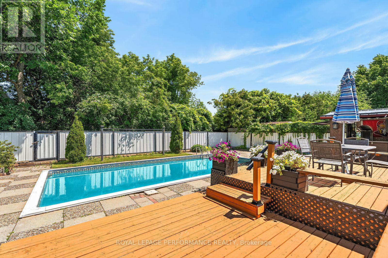 2179 Erinbrook Crescent, Ottawa, Ontario  K1B 4J7 - Photo 38 - X13590752