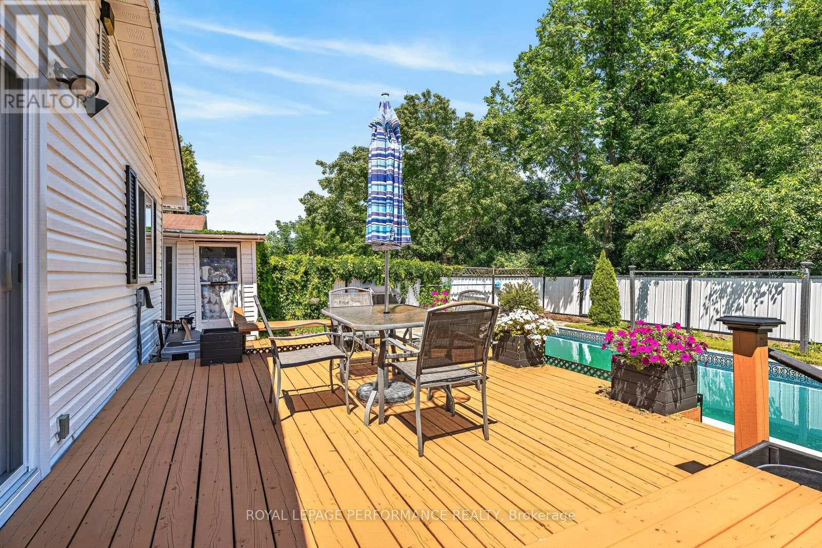 2179 Erinbrook Crescent, Ottawa, Ontario  K1B 4J7 - Photo 44 - X13590752