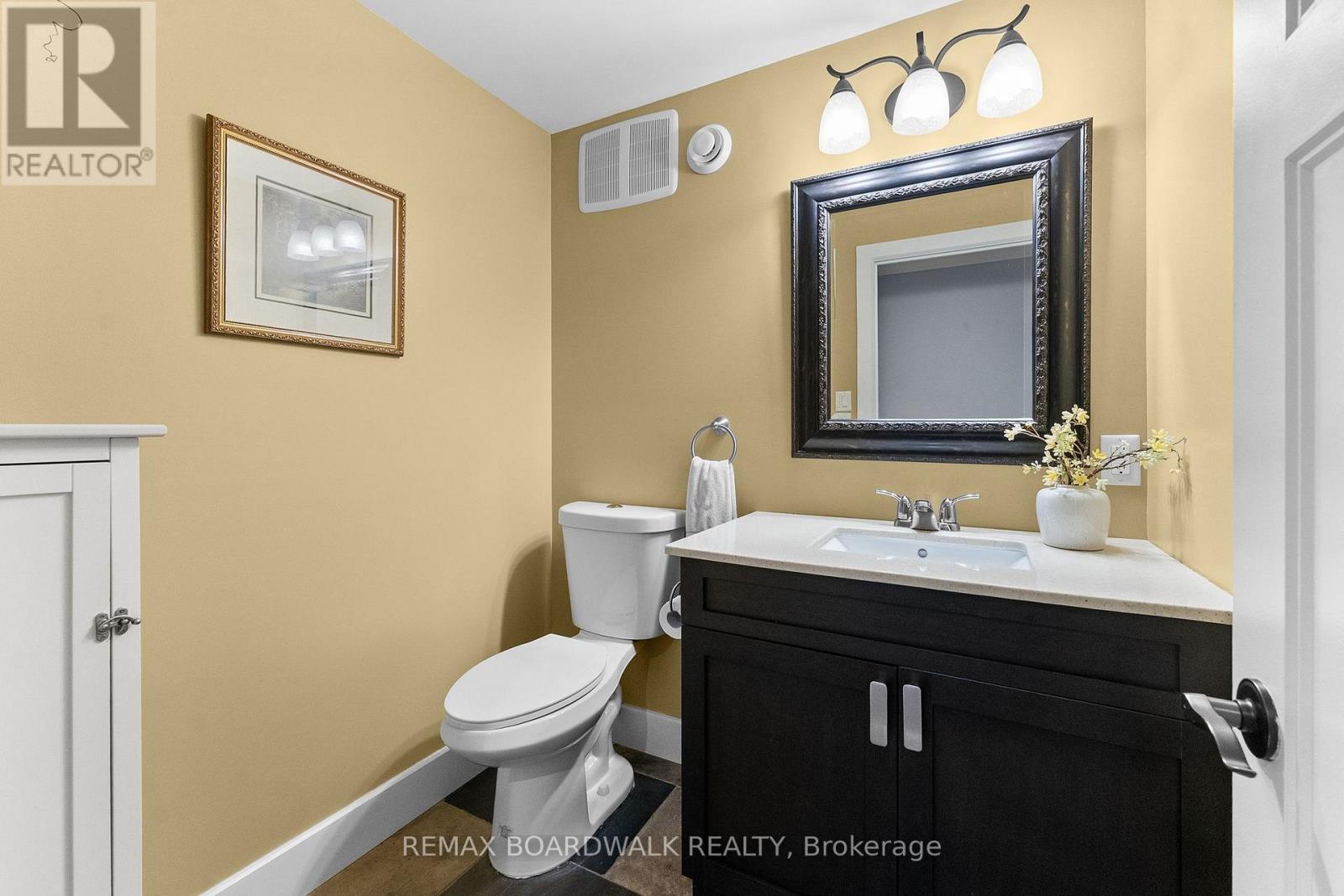 430 Main Street, North Dundas, Ontario  K0C 2K0 - Photo 30 - X13590808