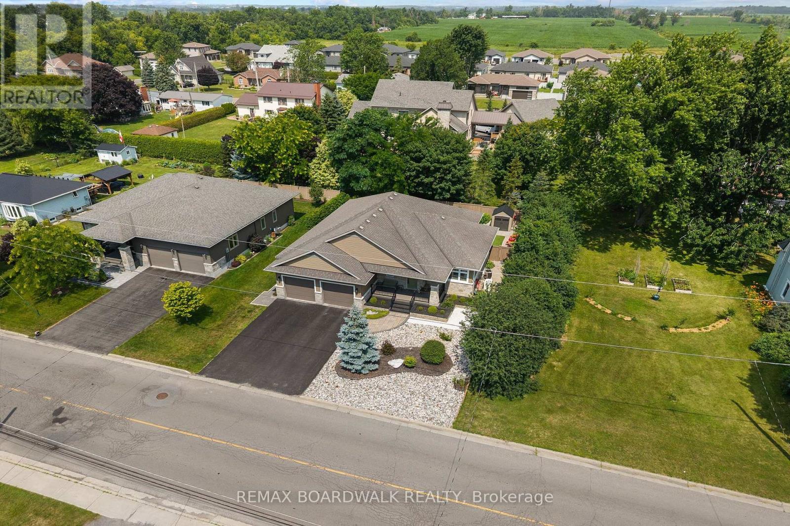 430 Main Street, North Dundas, Ontario  K0C 2K0 - Photo 42 - X13590808