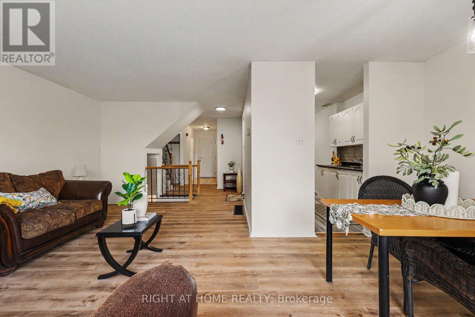 207 - 980 Gulf Place, Ottawa, Ontario  K1K 3Y1 - Photo 13 - X13591172