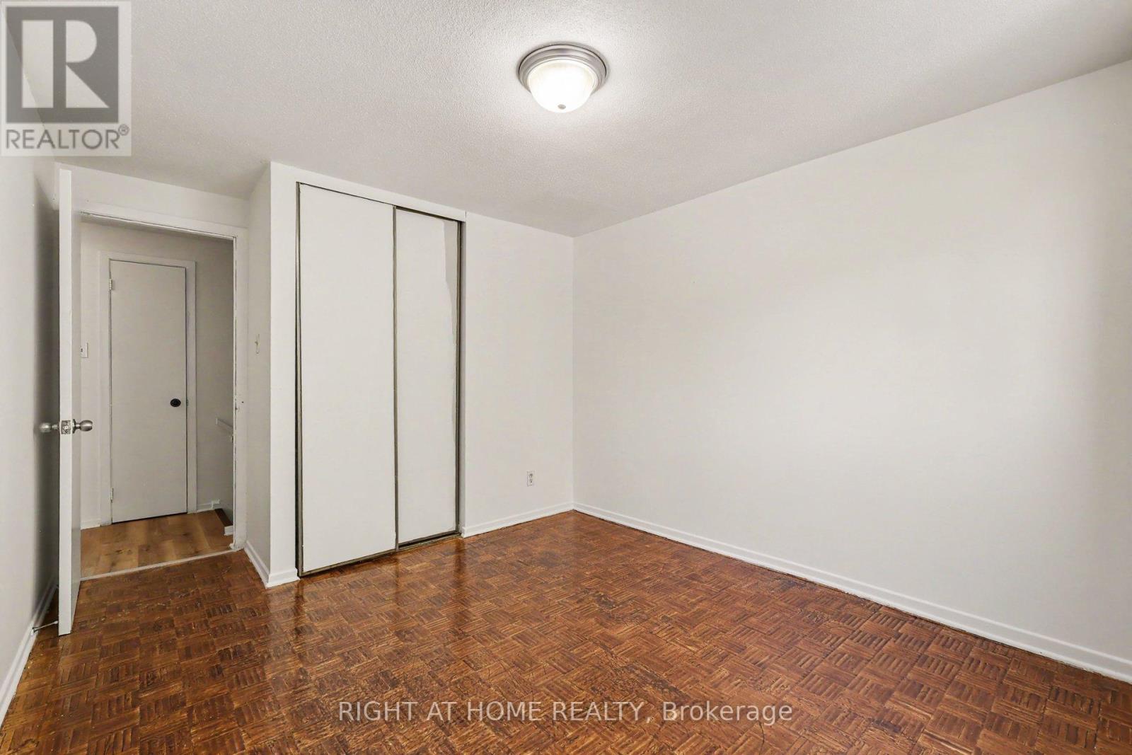 207 - 980 Gulf Place, Ottawa, Ontario  K1K 3Y1 - Photo 18 - X13591172