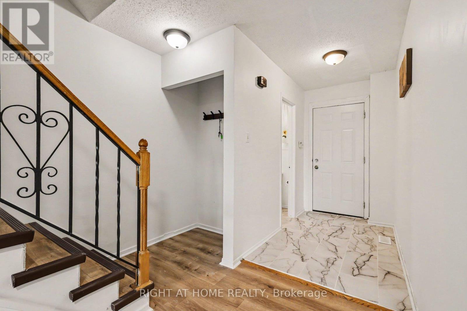 207 - 980 Gulf Place, Ottawa, Ontario  K1K 3Y1 - Photo 5 - X13591172
