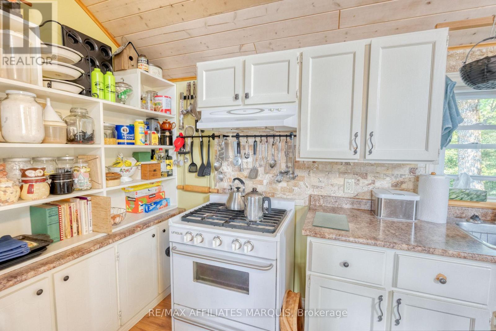 19 West Devil Lk Lane, Frontenac, Ontario  K0H 1X0 - Photo 6 - X13591222
