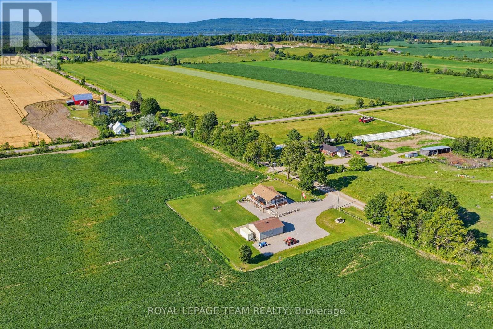 547 Malloy Road, Whitewater Region, Ontario  K0J 1C0 - Photo 3 - X13591290