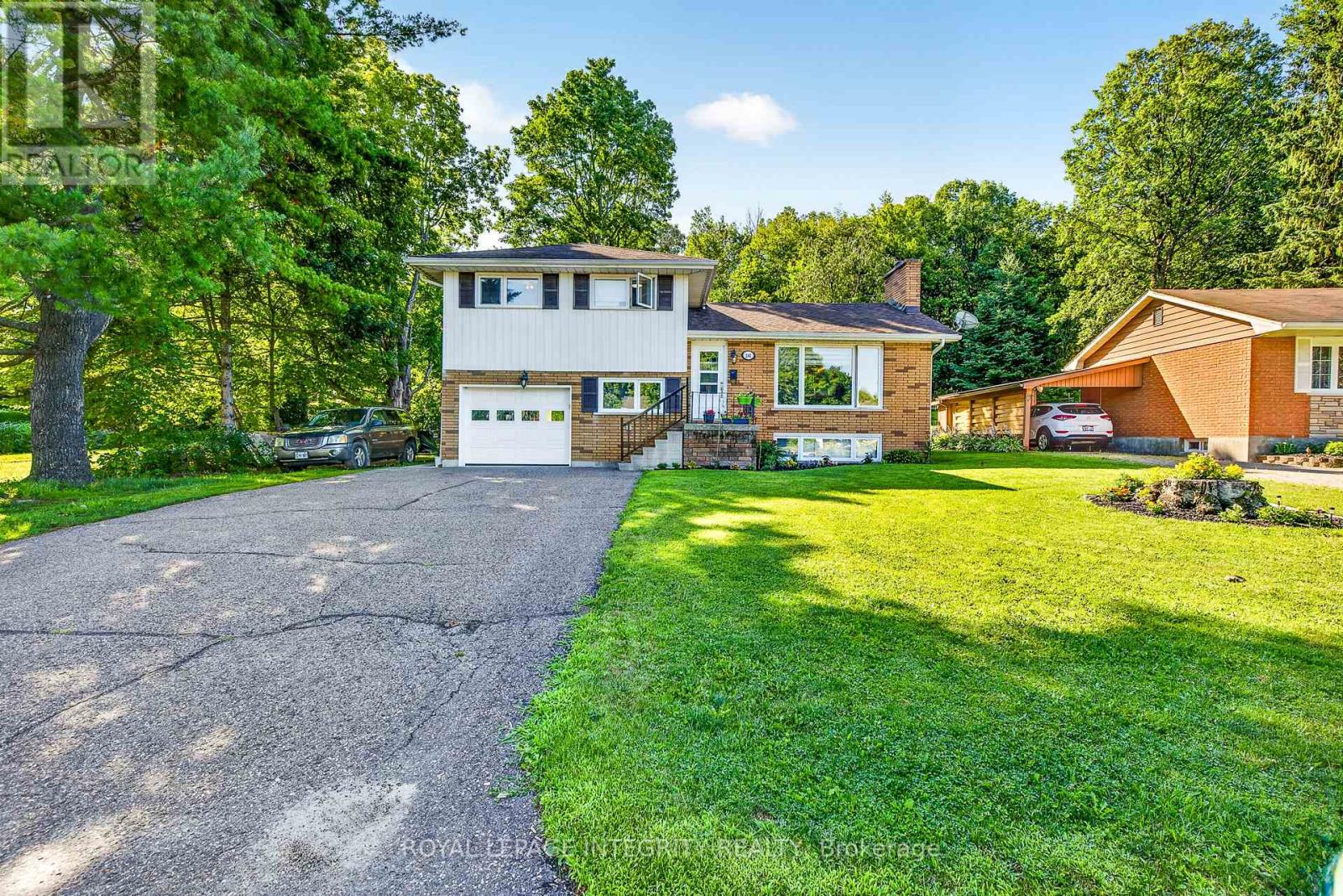 241 Wade Avenue, Renfrew, Ontario  K7V 2N5 - Photo 1 - X13591302