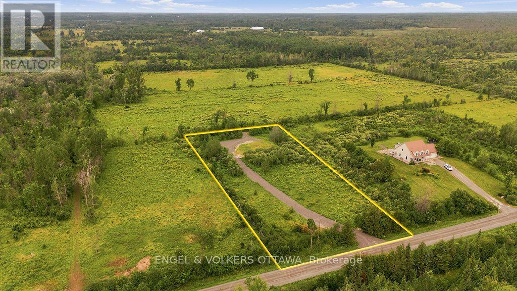 3737 Kettles Road, Ottawa, Ontario  K0A 2Z0 - Photo 2 - X13591350
