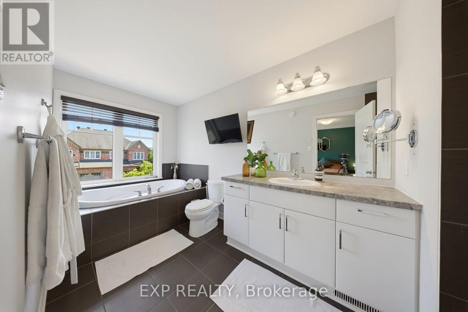 176 Manorwood Crescent, Ottawa, Ontario  K1T 3T8 - Photo 28 - X13591366