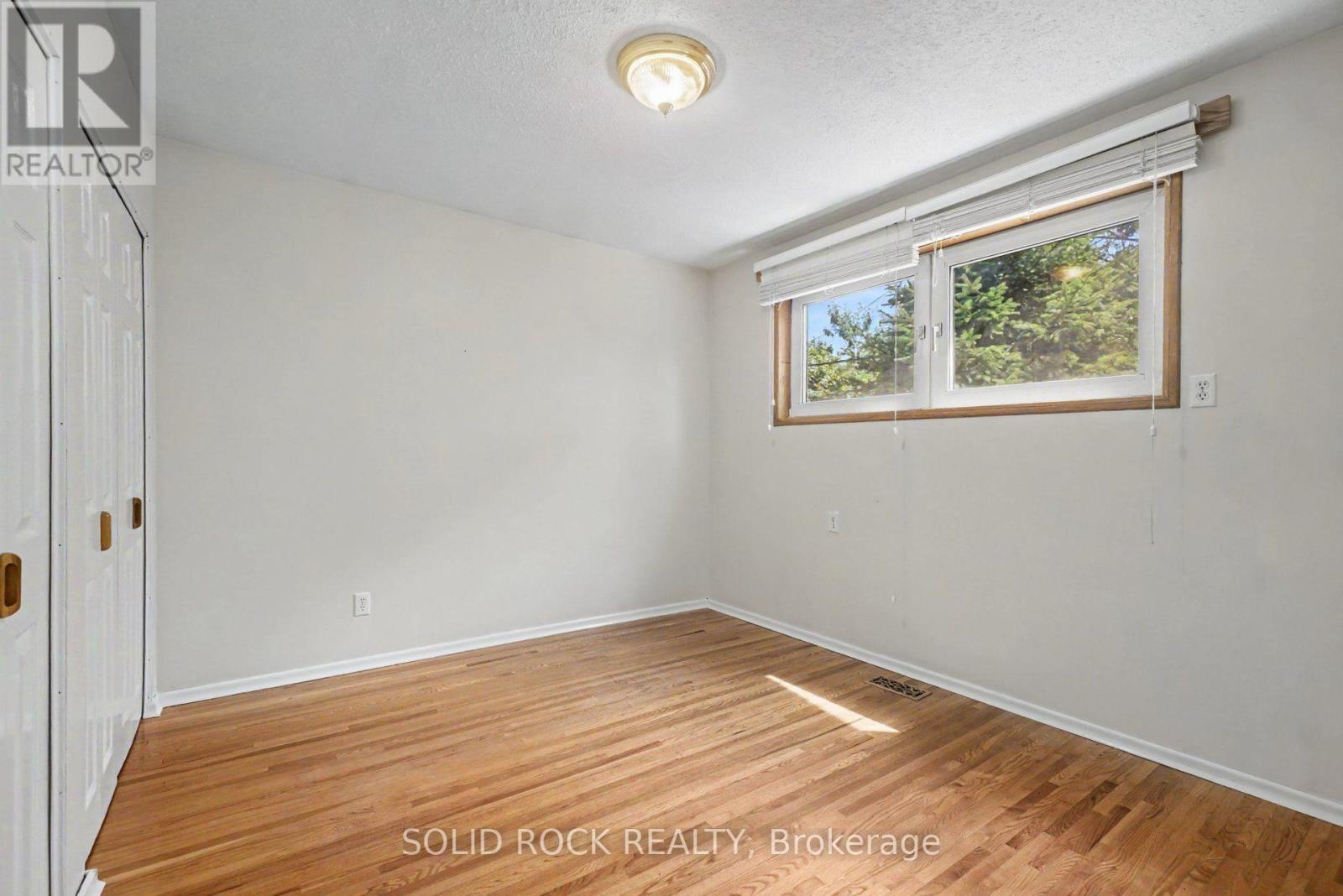1838 Louisiana Avenue, Ottawa, Ontario  K1H 6V1 - Photo 10 - X13593152