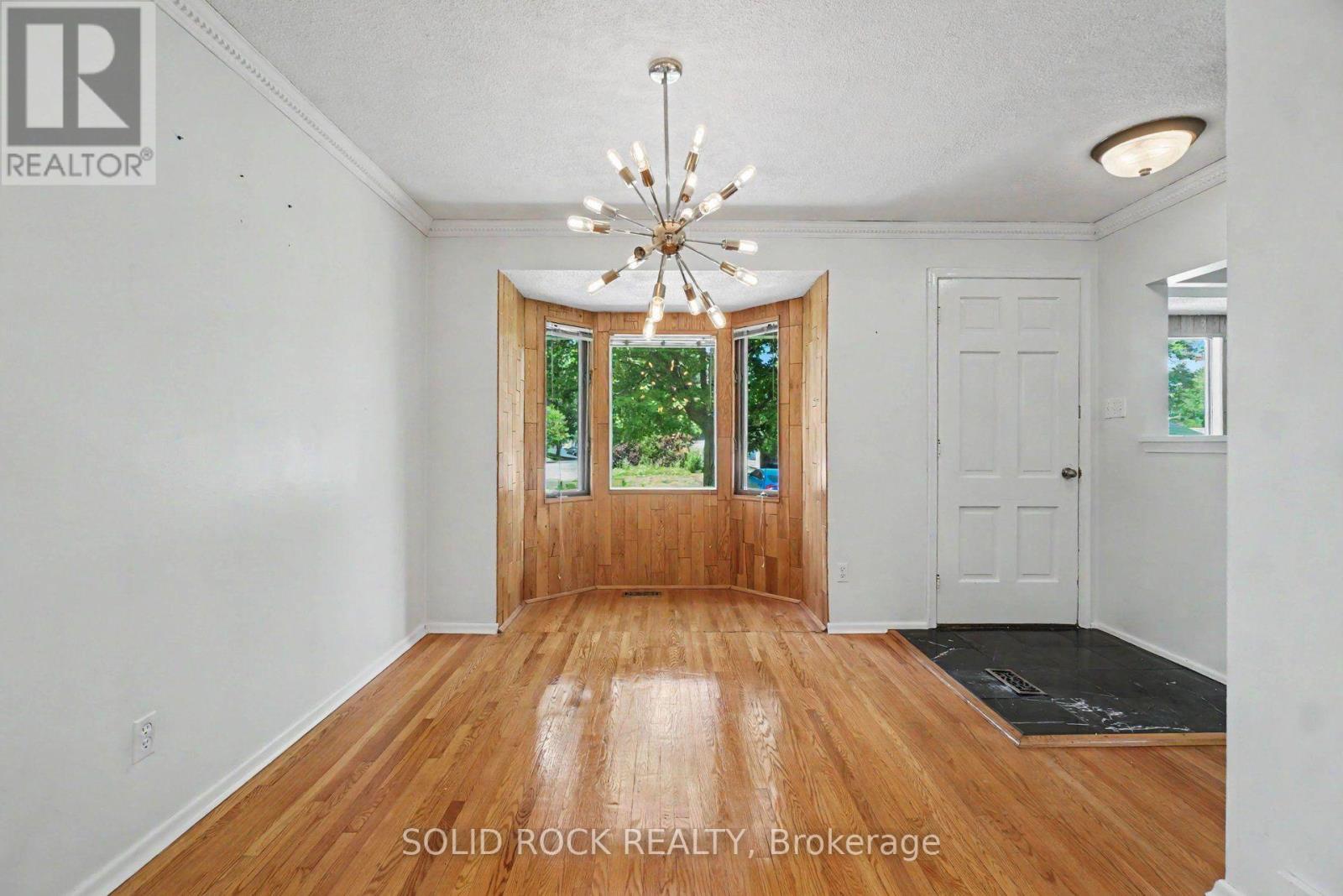 1838 Louisiana Avenue, Ottawa, Ontario  K1H 6V1 - Photo 7 - X13593152