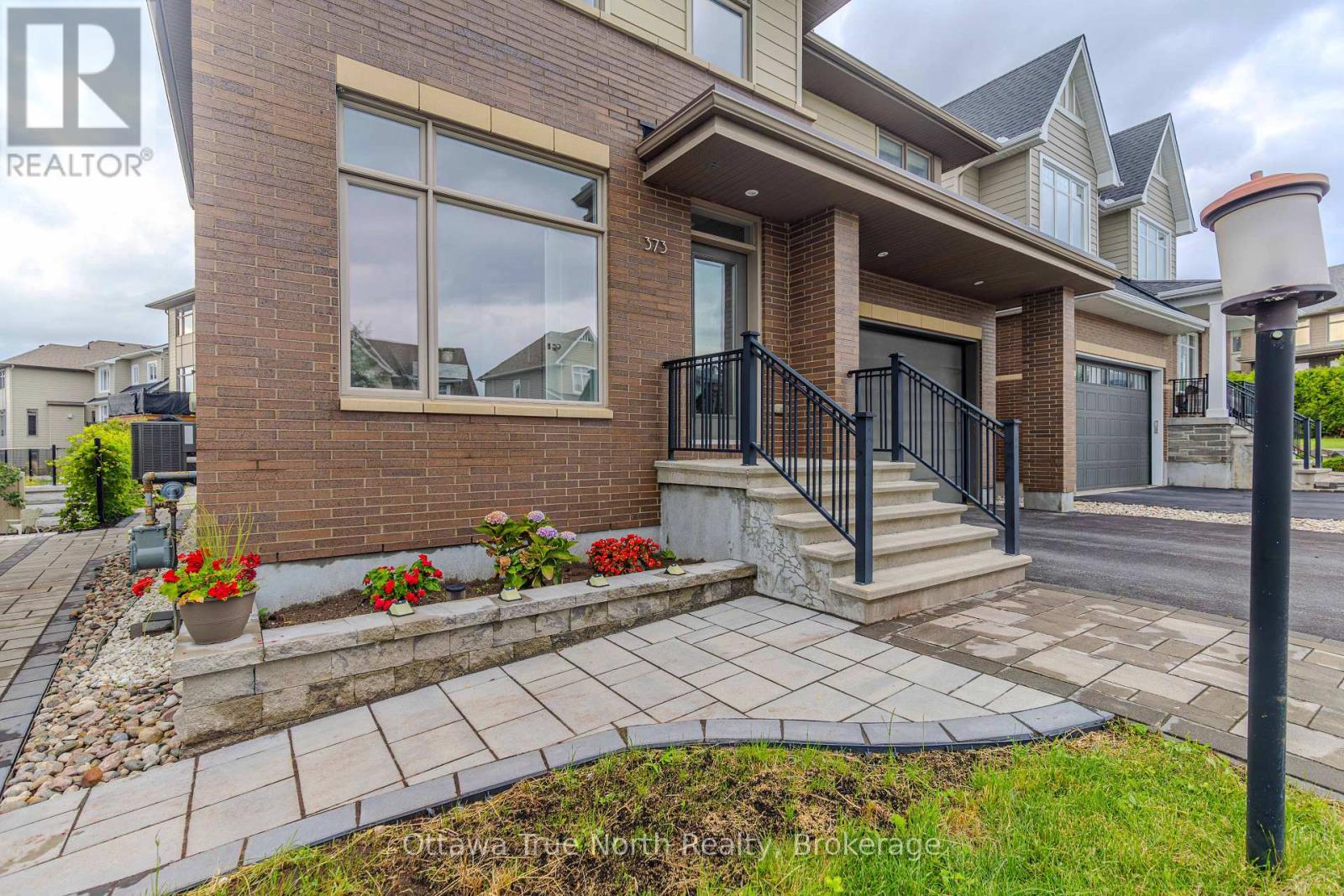 373 Huntsville Drive, Ottawa, Ontario  K2T 0H5 - Photo 3 - X13594290