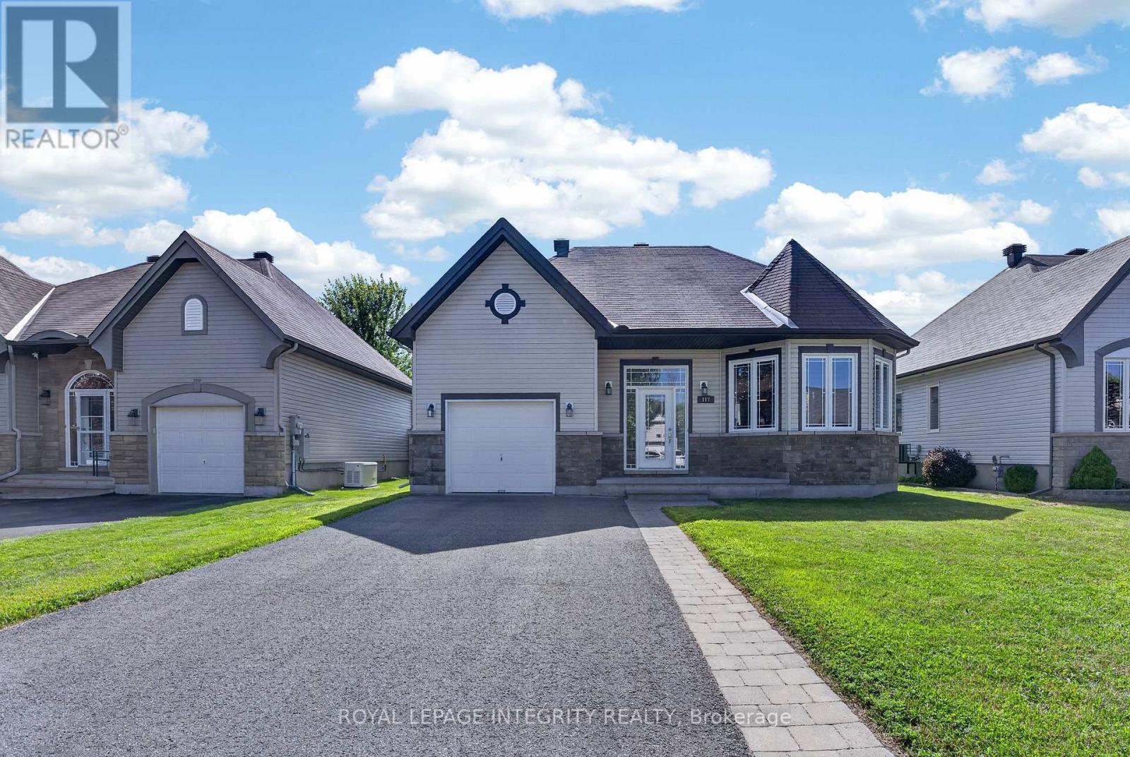 117 Castel Street, Alfred And Plantagenet, Ontario  K0A 3K0 - Photo 1 - X13595026