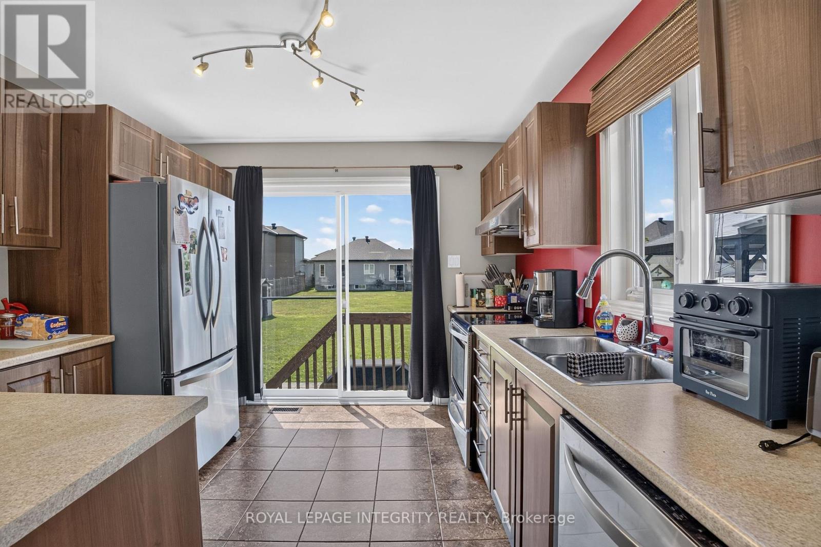 117 Castel Street, Alfred And Plantagenet, Ontario  K0A 3K0 - Photo 6 - X13595026