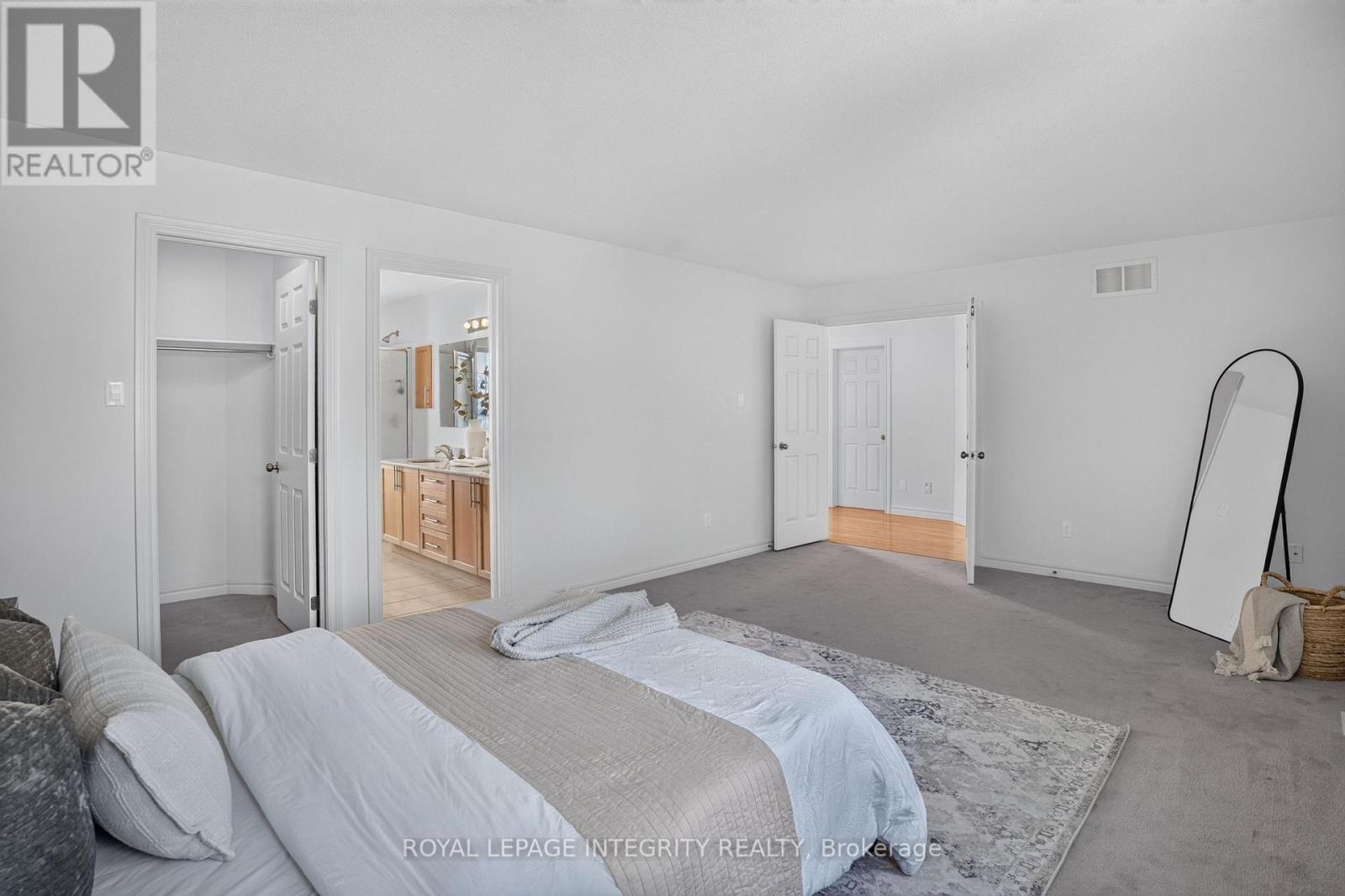 275 Kiwanis Court, Ottawa, Ontario  K1T 0H7 - Photo 15 - X13595054