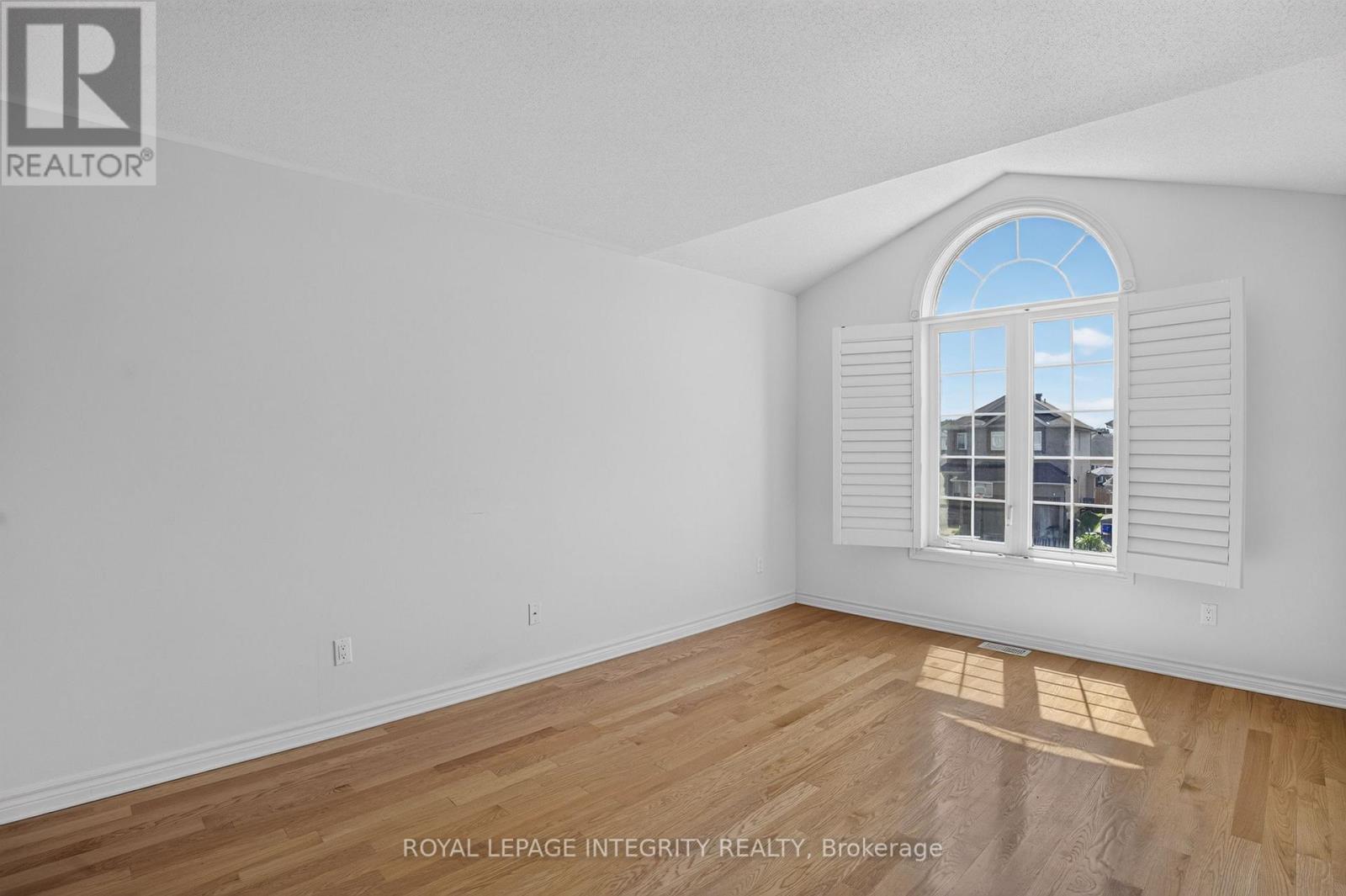 275 Kiwanis Court, Ottawa, Ontario  K1T 0H7 - Photo 24 - X13595054