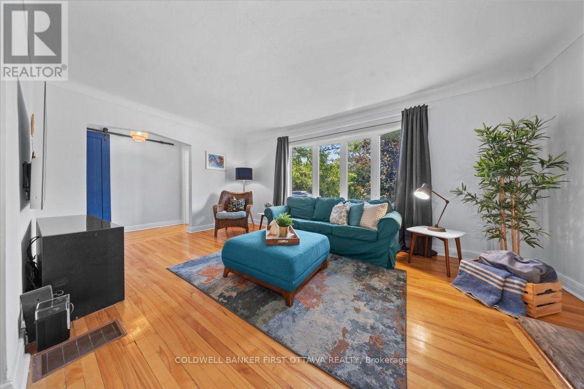 881 Blair Road, Ottawa, Ontario  K1J 7M7 - Photo 9 - X13595466