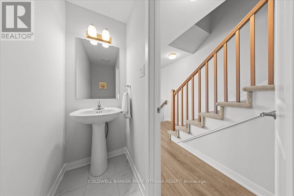 210 Parnian Private, Ottawa, Ontario  K2J 7K5 - Photo 5 - X13595520