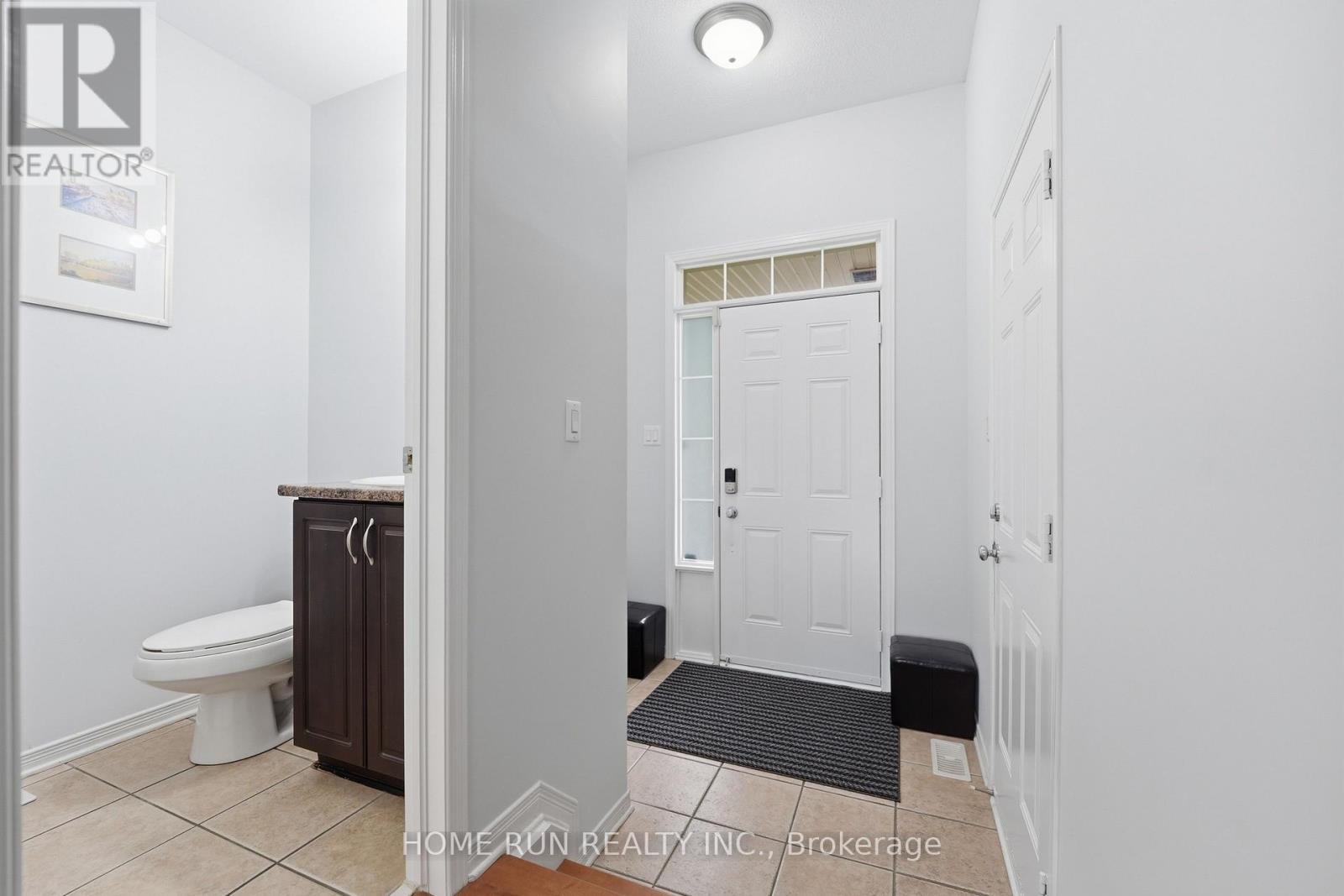202 Maxwell Bridge Road, Ottawa, Ontario  K2W 0B8 - Photo 3 - X13595836