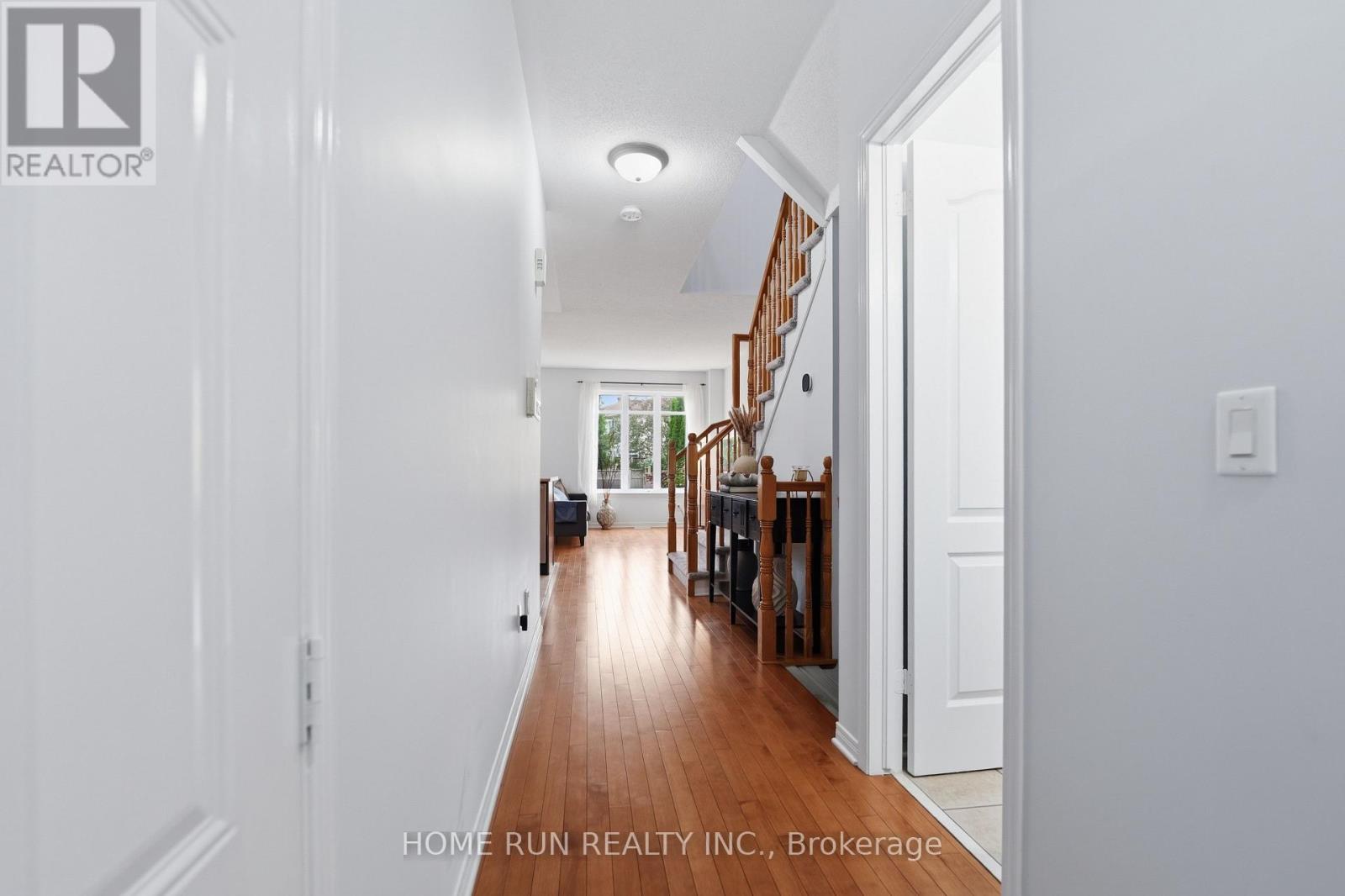 202 Maxwell Bridge Road, Ottawa, Ontario  K2W 0B8 - Photo 6 - X13595836