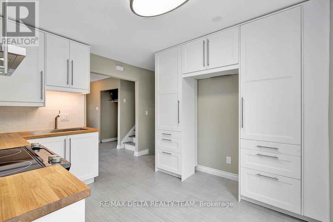 397 Phoenix Crescent, Ottawa, Ontario  K1E 1V6 - Photo 18 - X13596004
